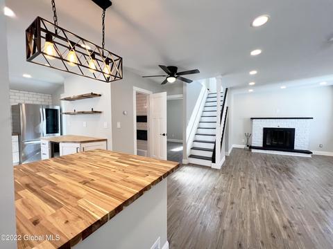 63 Pershing Dr, Schenectady, NY 12302 photo 5