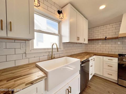 63 Pershing Dr, Schenectady, NY 12302 photo 37