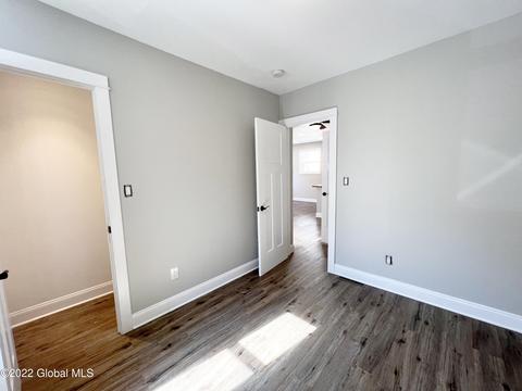 63 Pershing Dr, Schenectady, NY 12302 photo 29