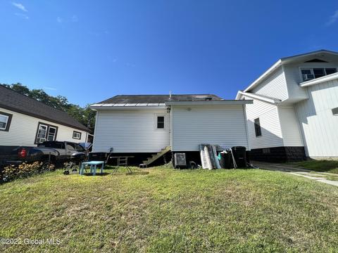 63 Pershing Dr, Schenectady, NY 12302 photo 14