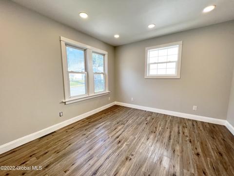 63 Pershing Dr, Schenectady, NY 12302 photo 42