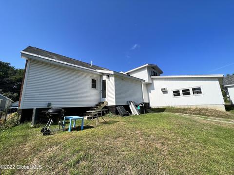 63 Pershing Dr, Schenectady, NY 12302 photo 15