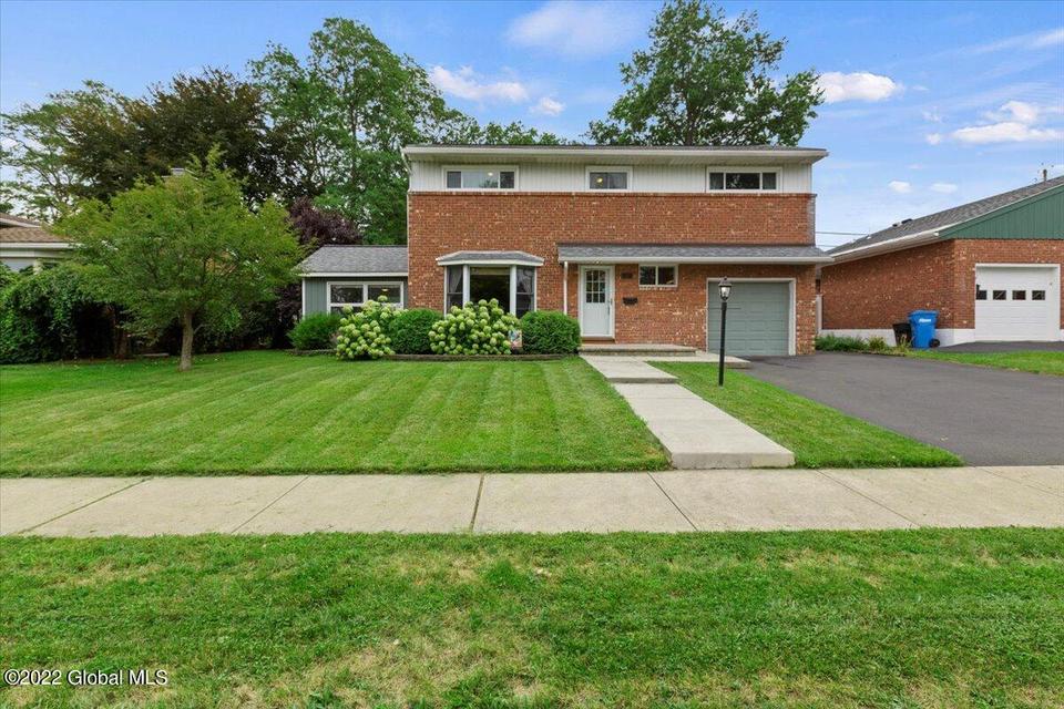 37 Westford St, Albany, NY 12208 46 Photos Movoto