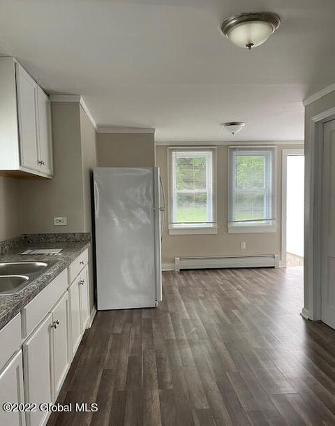 210 Walnut St, Corinth, NY 12822 photo 4