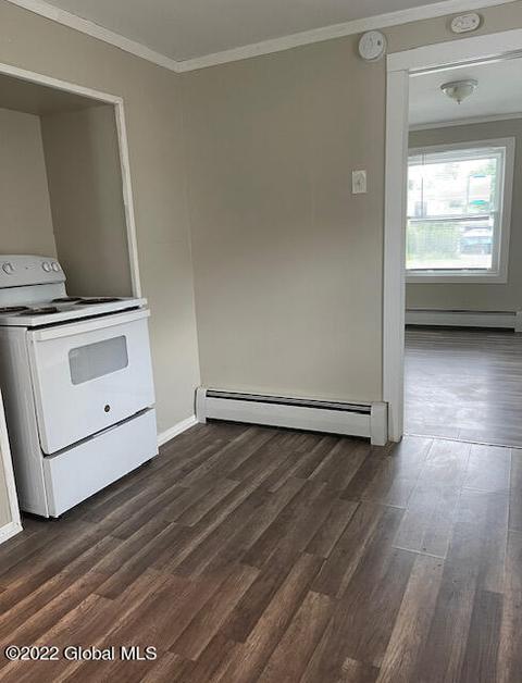 210 Walnut St, Corinth, NY 12822 photo 6