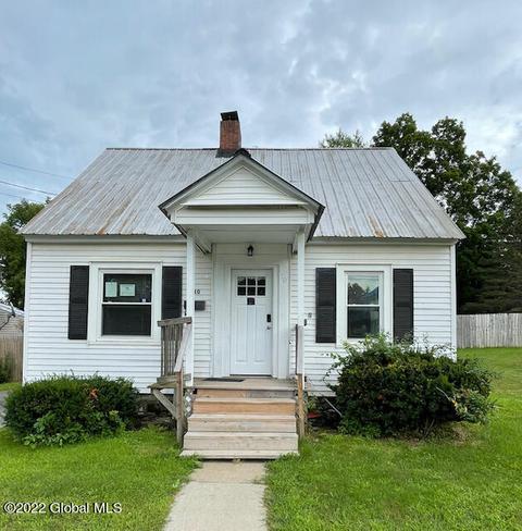 210 Walnut St, Corinth, NY 12822 photo 1