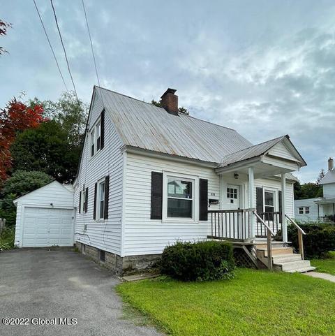 210 Walnut St, Corinth, NY 12822 photo 3