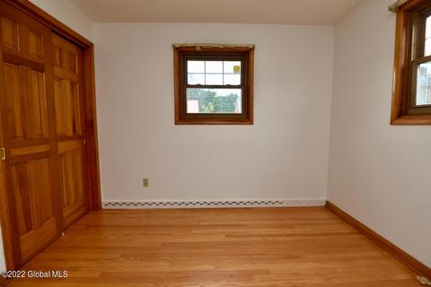 1746 Van Cortland St, Schenectady, NY 12303 photo 29