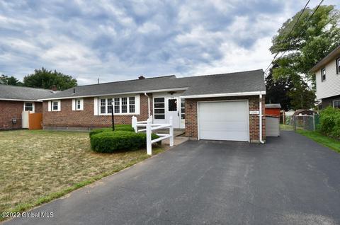 1746 Van Cortland St, Schenectady, NY 12303 photo 2