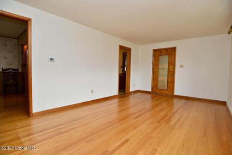 1746 Van Cortland St, Schenectady, NY 12303 photo 11