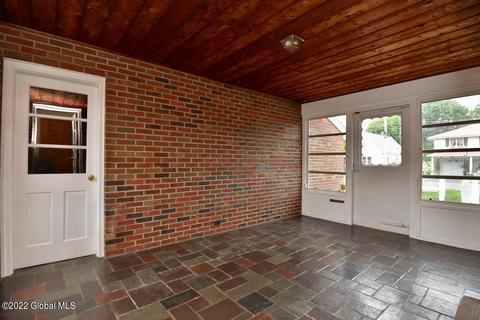 1746 Van Cortland St, Schenectady, NY 12303 photo 7