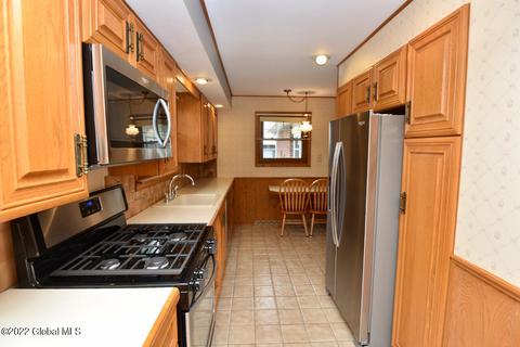 1746 Van Cortland St, Schenectady, NY 12303 photo 17