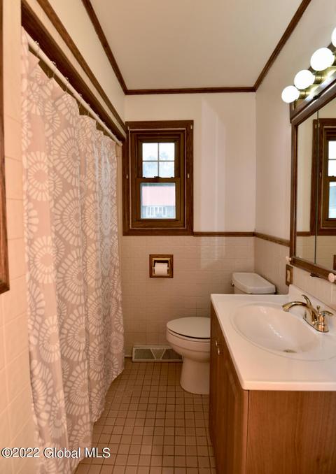 1746 Van Cortland St, Schenectady, NY 12303 photo 27