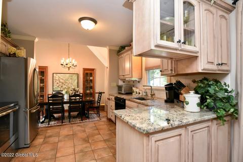 178 Roweland Ave, Delmar, NY 12054 photo 4