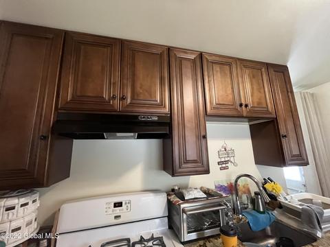 2902 Coniston Rd, Schenectady, NY 12304 photo 6