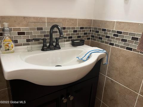 2902 Coniston Rd, Schenectady, NY 12304 photo 16