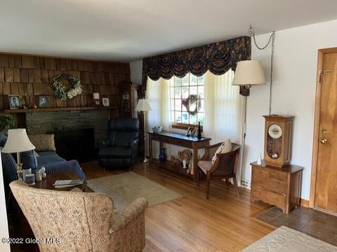 9 Bertone Dr, Schenectady, NY 12306 photo 7