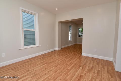 4 Harvard St, Schenectady, NY 12304 photo 14