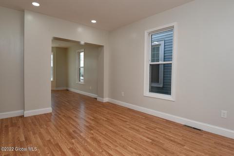 4 Harvard St, Schenectady, NY 12304 photo 12