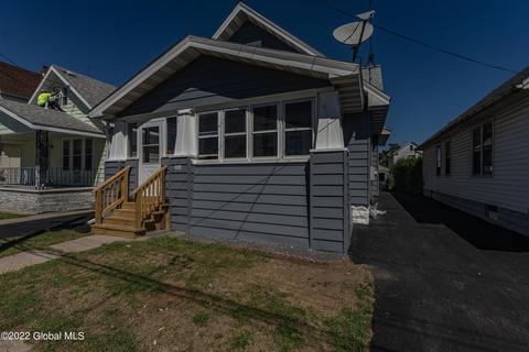 1449 Dewitt St, Schenectady, NY 12303 photo 2
