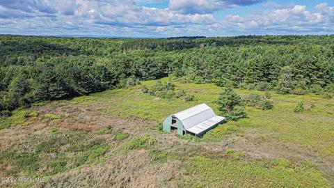131 Humphrey Rd, Fultonville, NY 12072