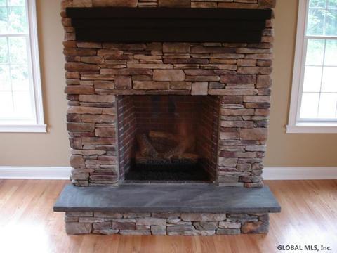 283 Bender Ln, Glenmont, NY 12077 photo 15