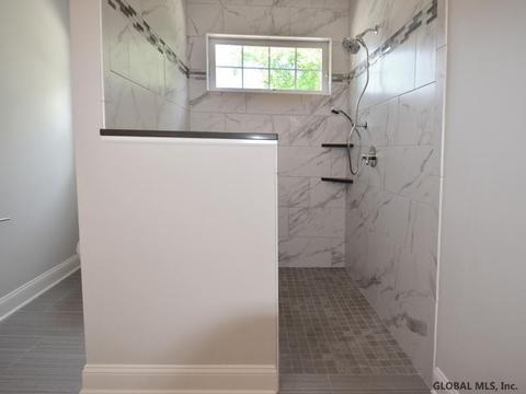 283 Bender Ln, Glenmont, NY 12077 photo 10