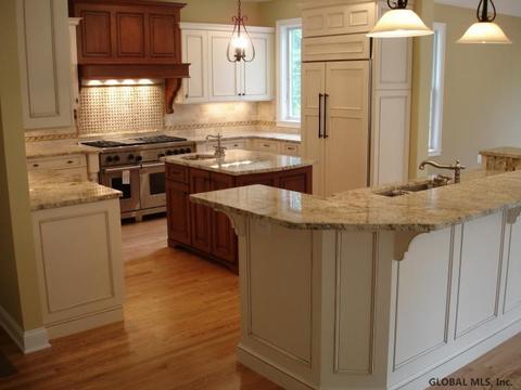 283 Bender Ln, Glenmont, NY 12077 photo 9