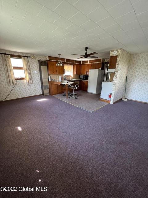 27 Champlain Ave, Whitehall, NY 12887 photo 3
