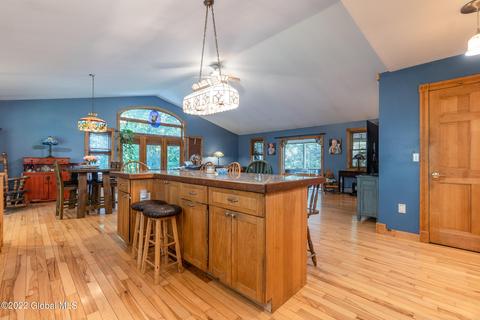 641 Waite Rd, Clifton Park, NY 12065