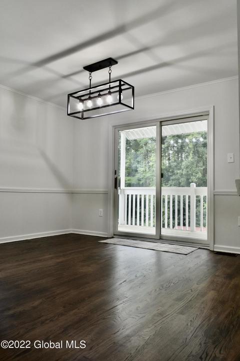 3271 E Old State Rd, Schenectady, NY 12303 photo 6