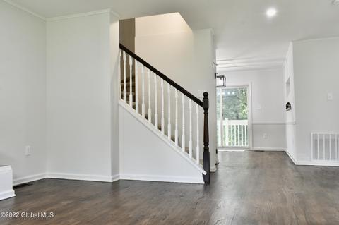 3271 E Old State Rd, Schenectady, NY 12303 photo 5