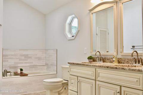 3271 E Old State Rd, Schenectady, NY 12303 photo 21
