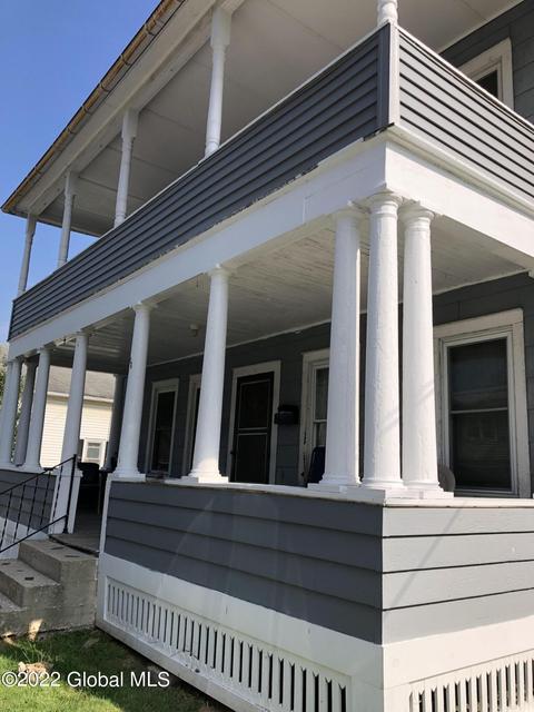 21 Wall St, Hoosick Falls, NY 12090