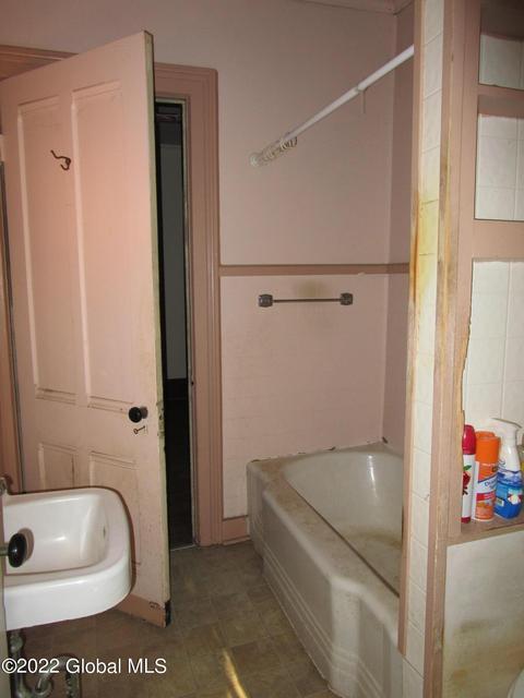 662 E Main St, Cobleskill, NY 12043 photo 12