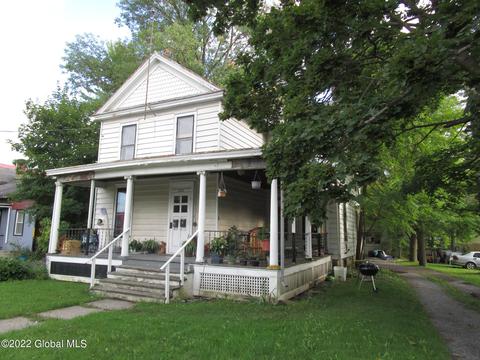 662 E Main St, Cobleskill, NY 12043 photo 1