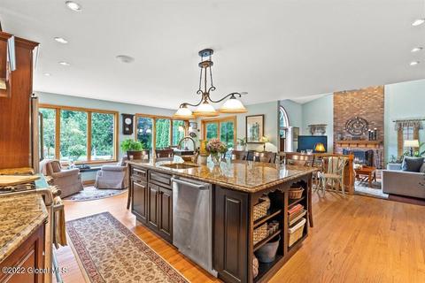72 Deer Run Holw, Halfmoon, NY 12065 photo 10