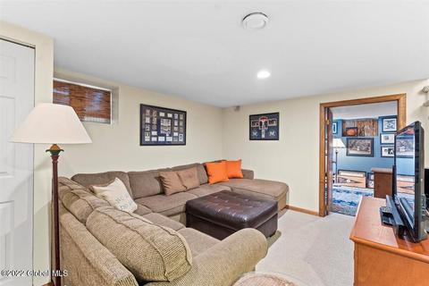 72 Deer Run Holw, Halfmoon, NY 12065 photo 37