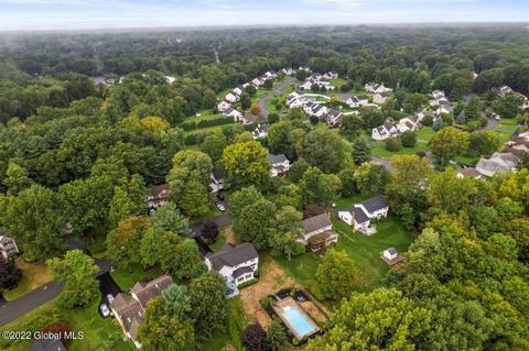 72 Deer Run Holw, Halfmoon, NY 12065 photo 40