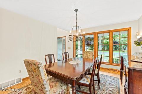 72 Deer Run Holw, Halfmoon, NY 12065 photo 17