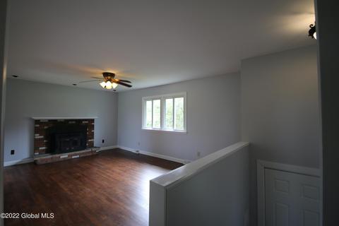 57 Appleton Rd, Rexford, NY 12148 photo 4