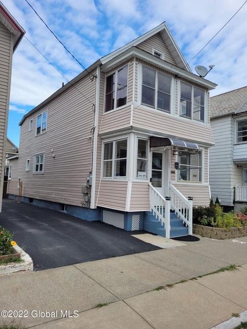 1029 Strong St, Schenectady, NY 12307 photo 2
