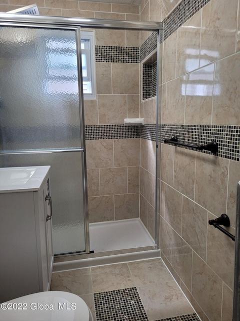 1029 Strong St, Schenectady, NY 12307 photo 14