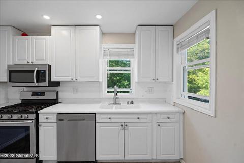 348 Vley Rd, Schenectady, NY 12302 photo 15