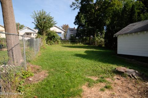 1084 Keyes Ave, Schenectady, NY 12309 photo 18