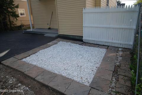 1084 Keyes Ave, Schenectady, NY 12309 photo 20