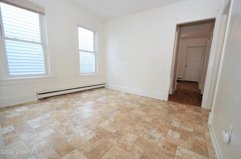 532 Lang St, Schenectady, NY 12308 photo 13