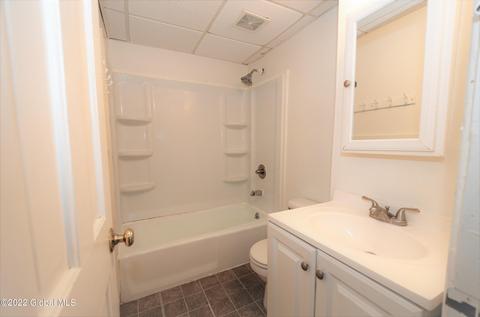532 Lang St, Schenectady, NY 12308 photo 19