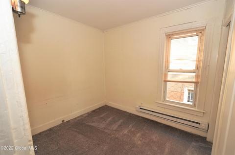 532 Lang St, Schenectady, NY 12308 photo 18