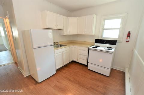 532 Lang St, Schenectady, NY 12308 photo 15